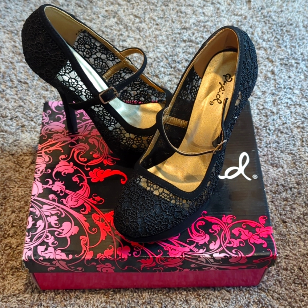Black lace heels